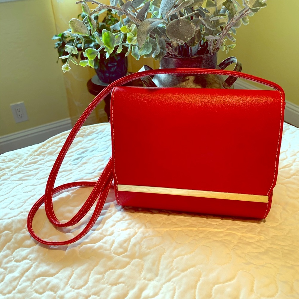 Red Cross body purse